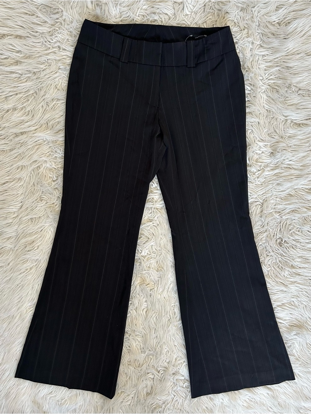 2000s Office Siren Black Pinstripe Pants - Picture 6 of 8